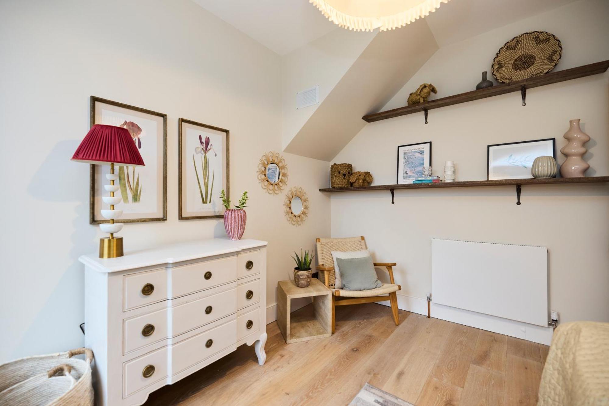 The Rosebery Retreat - Inviting 4bdr With Garden * Londra