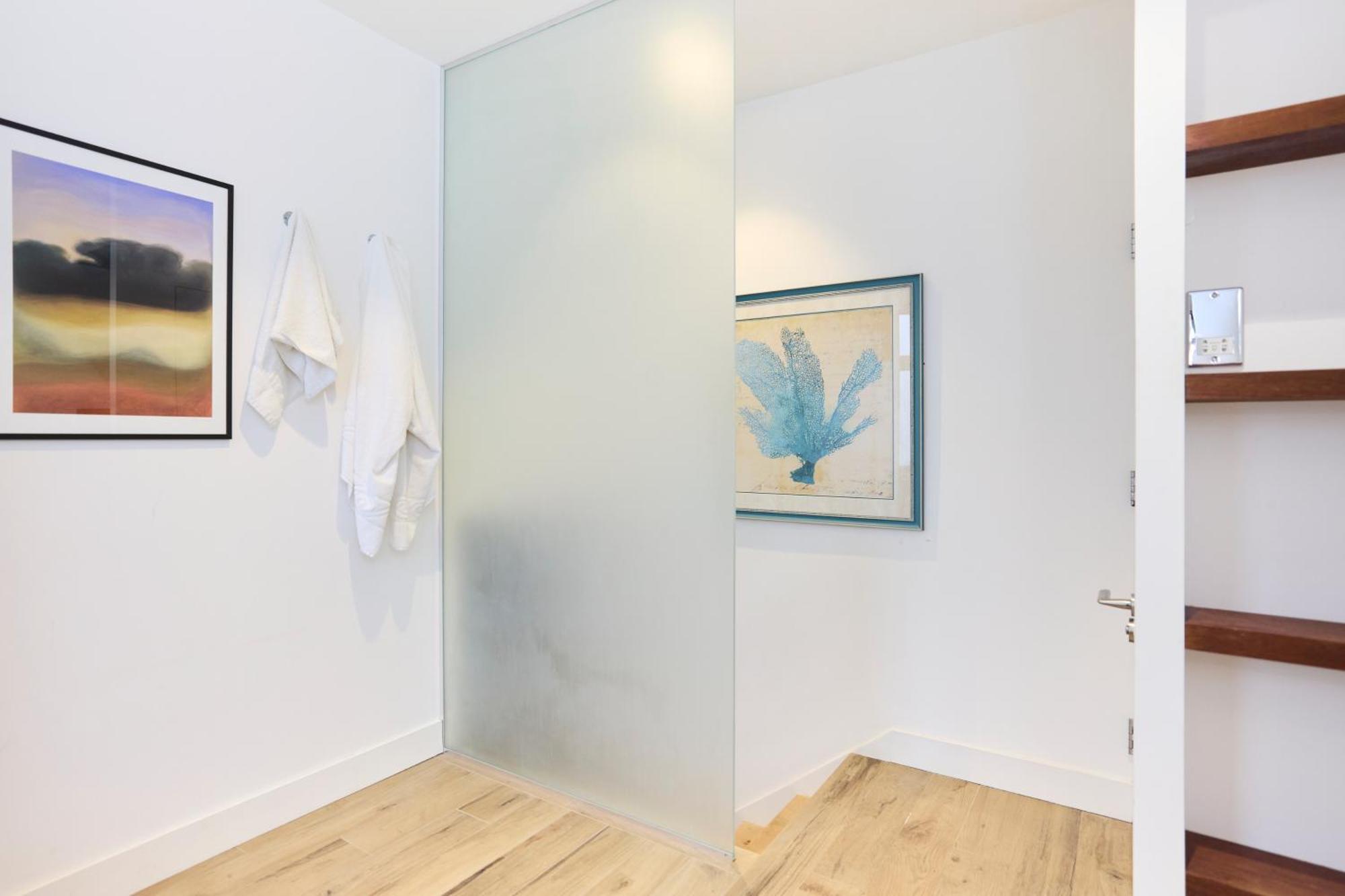 Appartamento The Rosebery Retreat - Inviting 4bdr With Garden Londra