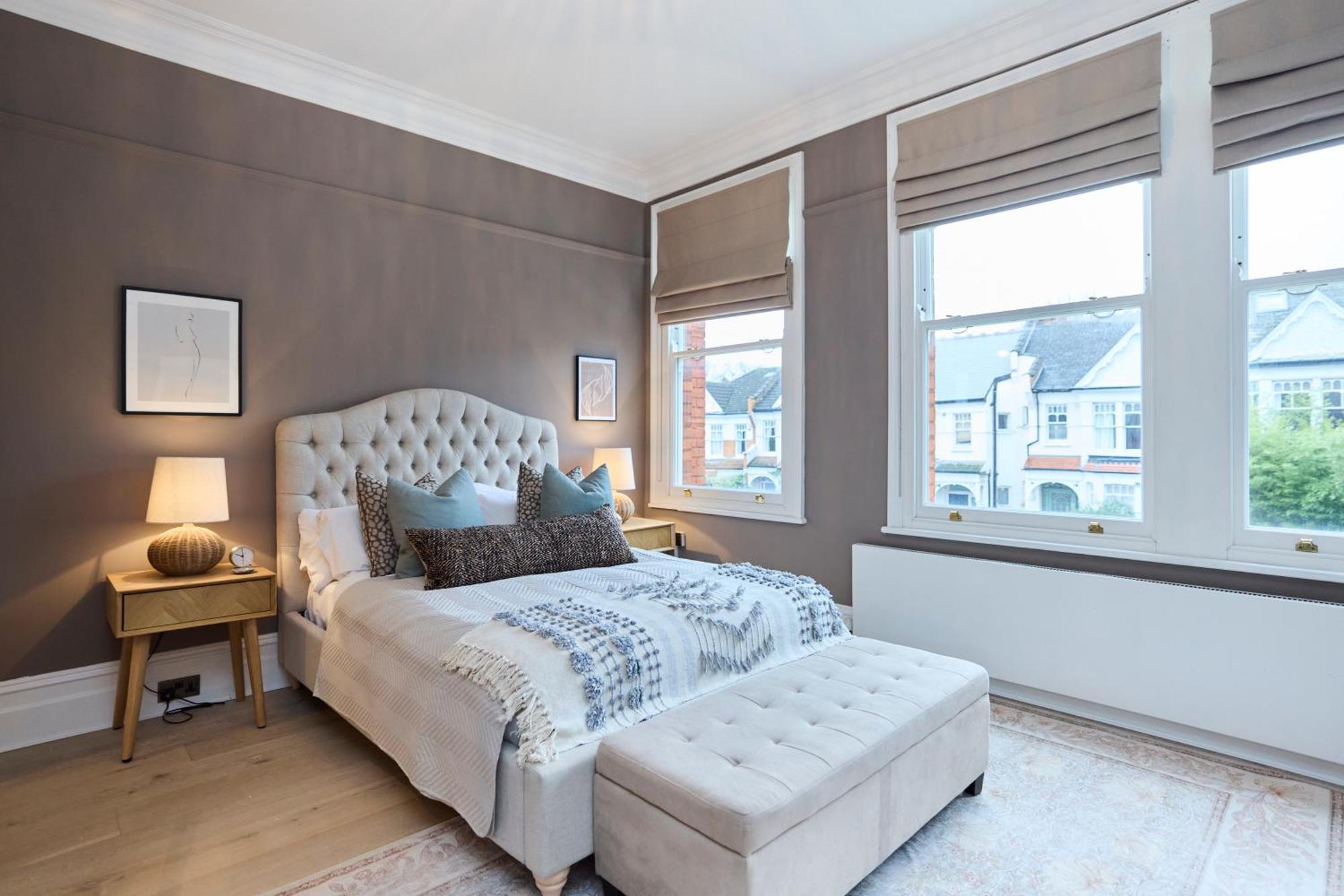 The Rosebery Retreat - Inviting 4bdr With Garden Londra